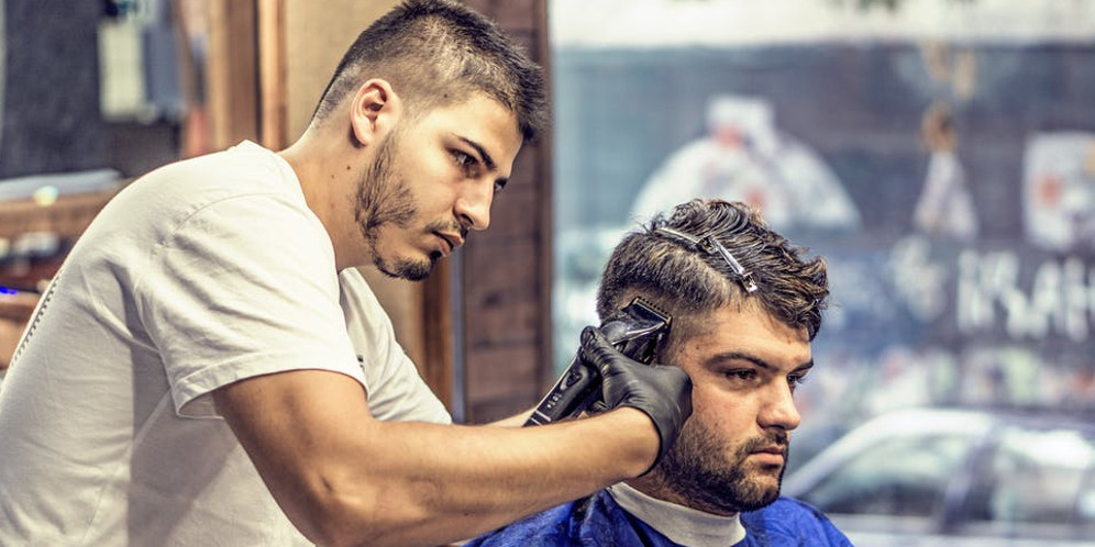 Bro, Pijit Di Barbershop Ternyata Nggak Boleh Sering-Sering thumbnail